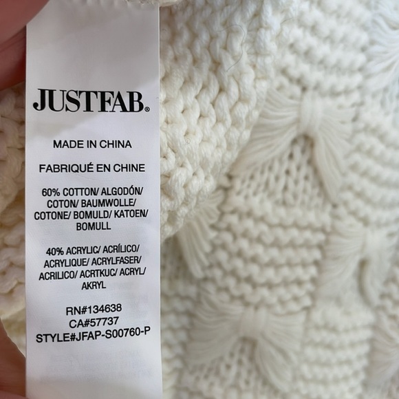 JUSTFAB Knit Tank Top Creamy White Color With Bow Design NWT Size 1X - Picture 7 of 12